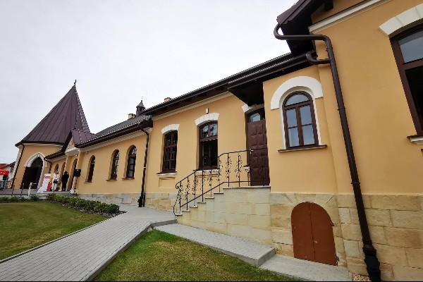 Otwarcia i poświęcenia Dziennego Domu Seniora w Ołpinach
