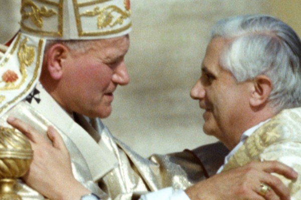 Benedykt XVI ujawnia, jak 2 razy powiedział „nie” Janowi Pawłowi II.